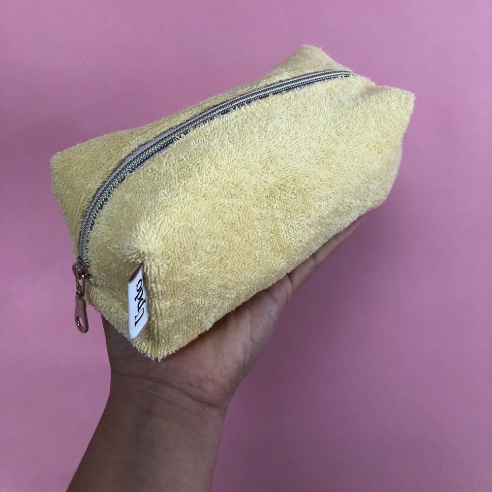 Cosmetic Bag by Updo Beauty. 💛👛